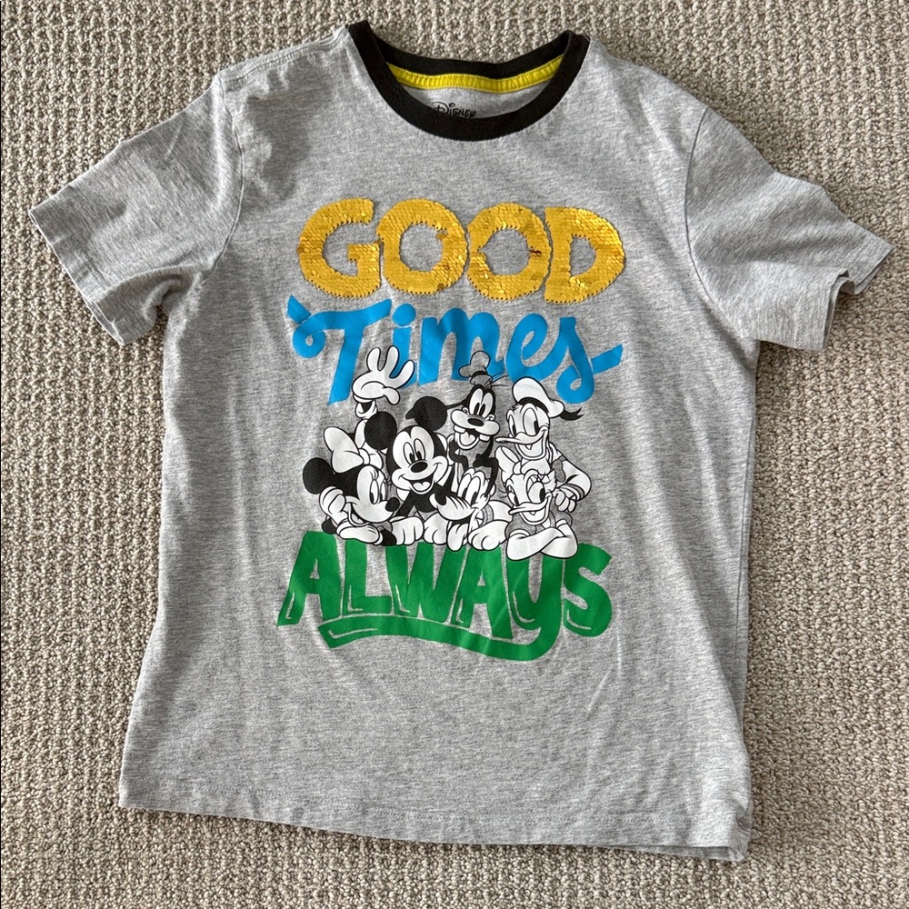 Disney Kids Gray T-Shirt with Mickey and friends